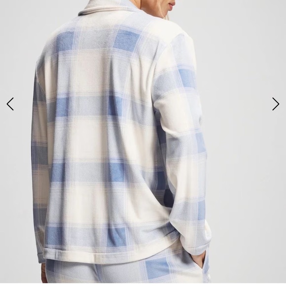 Soma Micro Fleece Set in Blue and White - Picture 2 of 4